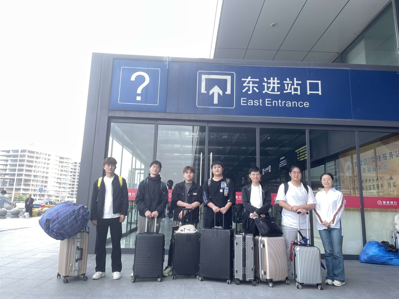 1731921220674707.jpg 上海菜鸟.jpg