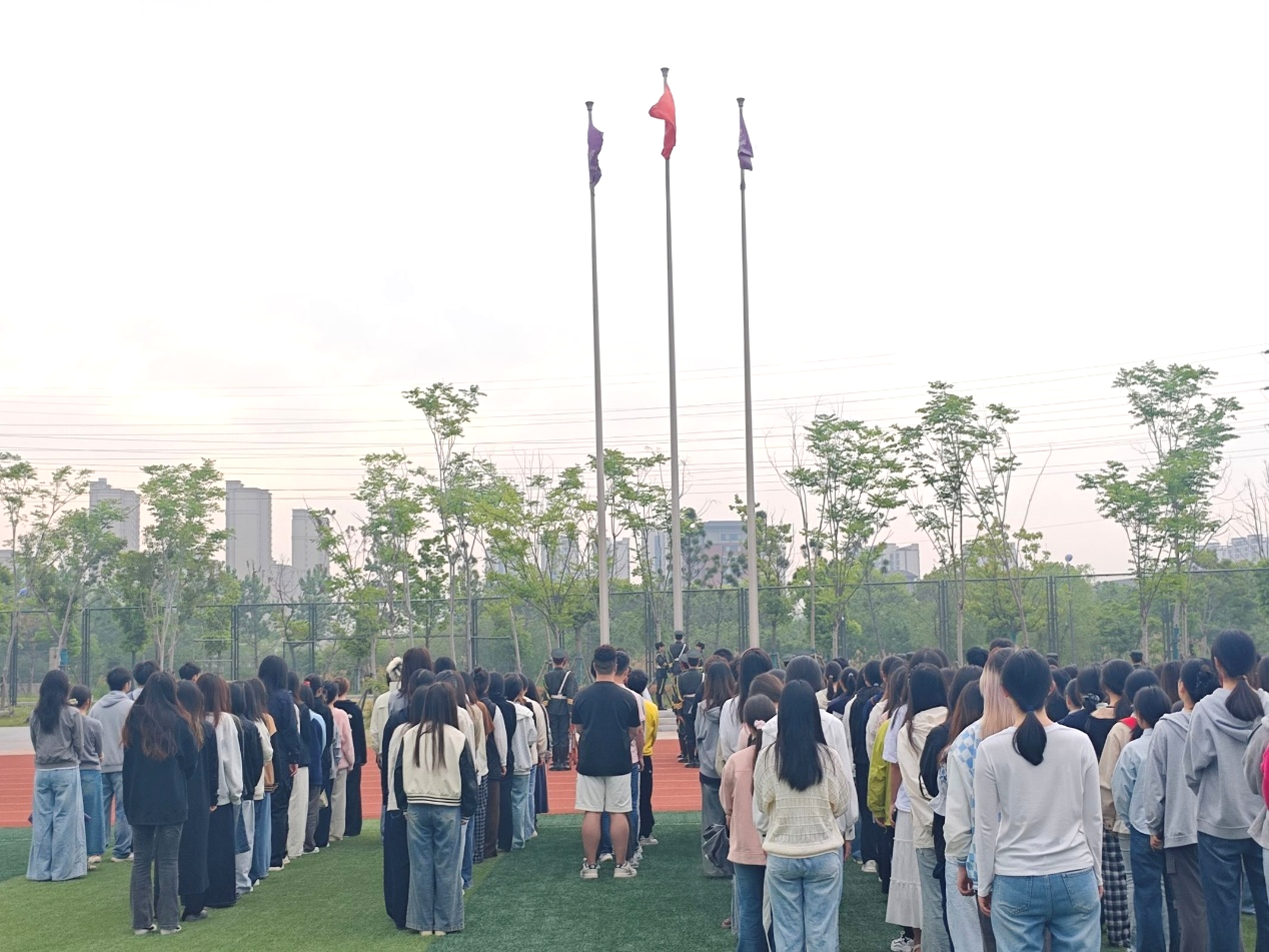 1745481743198661.png 图片2.png