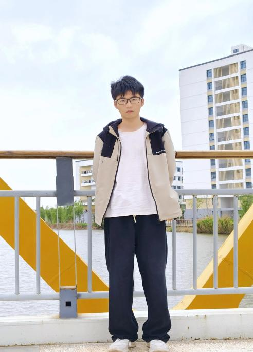 1747289325825032.png 于锐.png